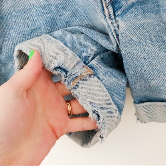 Vintage High Waisted Denim Shorts - Picture 9 of 10